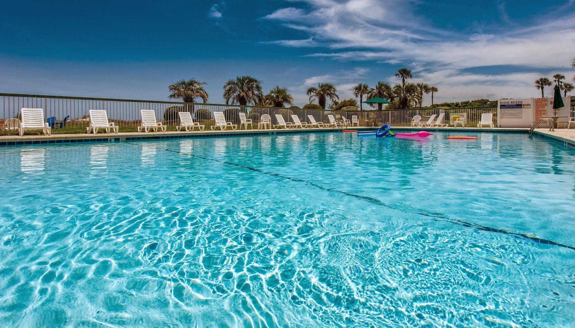 Days Inn & Suites By Wyndham Jekyll Island Buitenkant foto