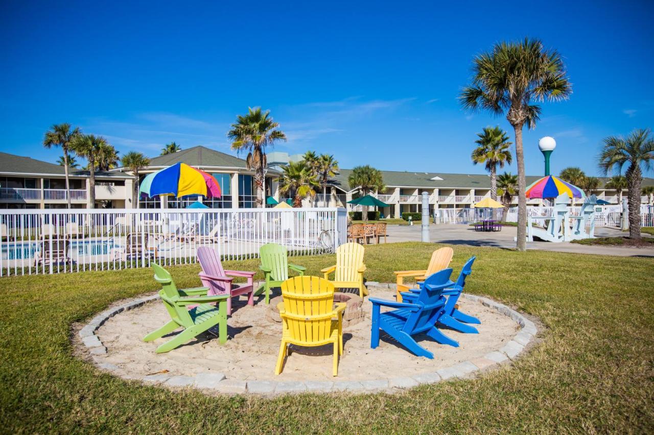 Days Inn & Suites By Wyndham Jekyll Island Buitenkant foto