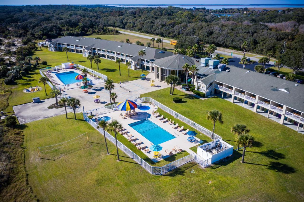 Days Inn & Suites By Wyndham Jekyll Island Buitenkant foto